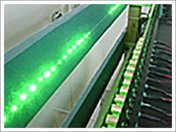 レーザーモジュールの耐久性を確認するバーニングテスト